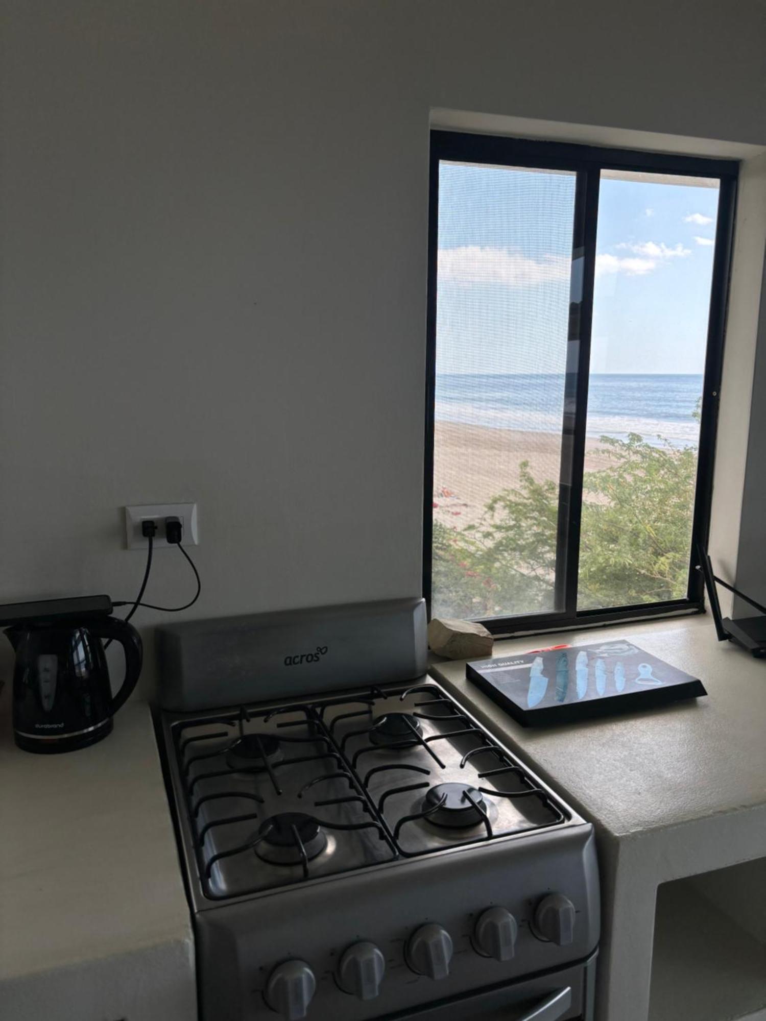 Stella Mar Oceanfront Hotel Popoyo Cameră foto